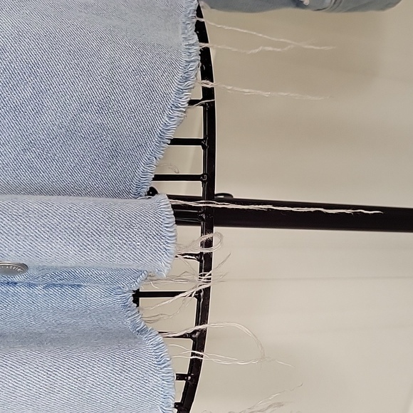 Agolde Raw Hem Light Washed Denim Jacket SIze Small - Picture 6 of 12